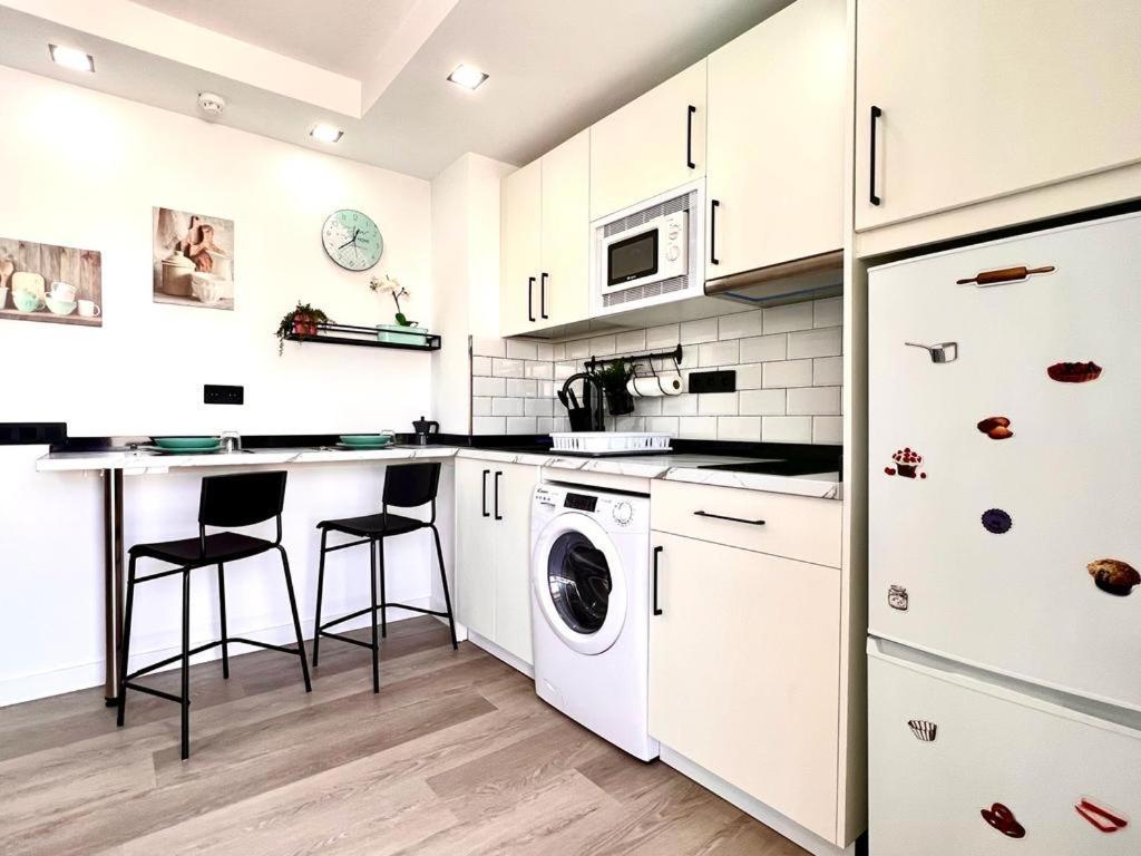 Fm Beach Home - Renovated Apartment With Swimming Pool Near Maspalomas Dunes & Beach Playa del Inglés Exterior foto